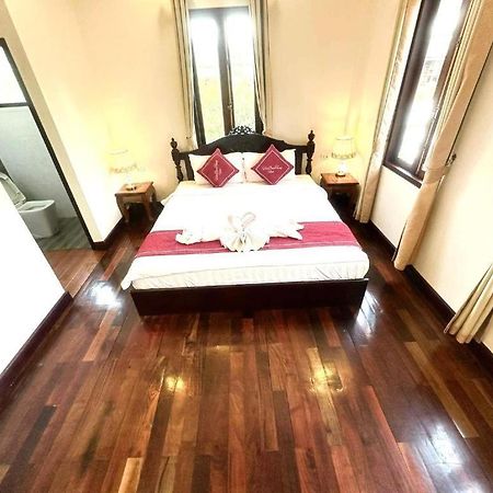 Villa Bouathong Hotels Luang Prabang Bagian luar foto
