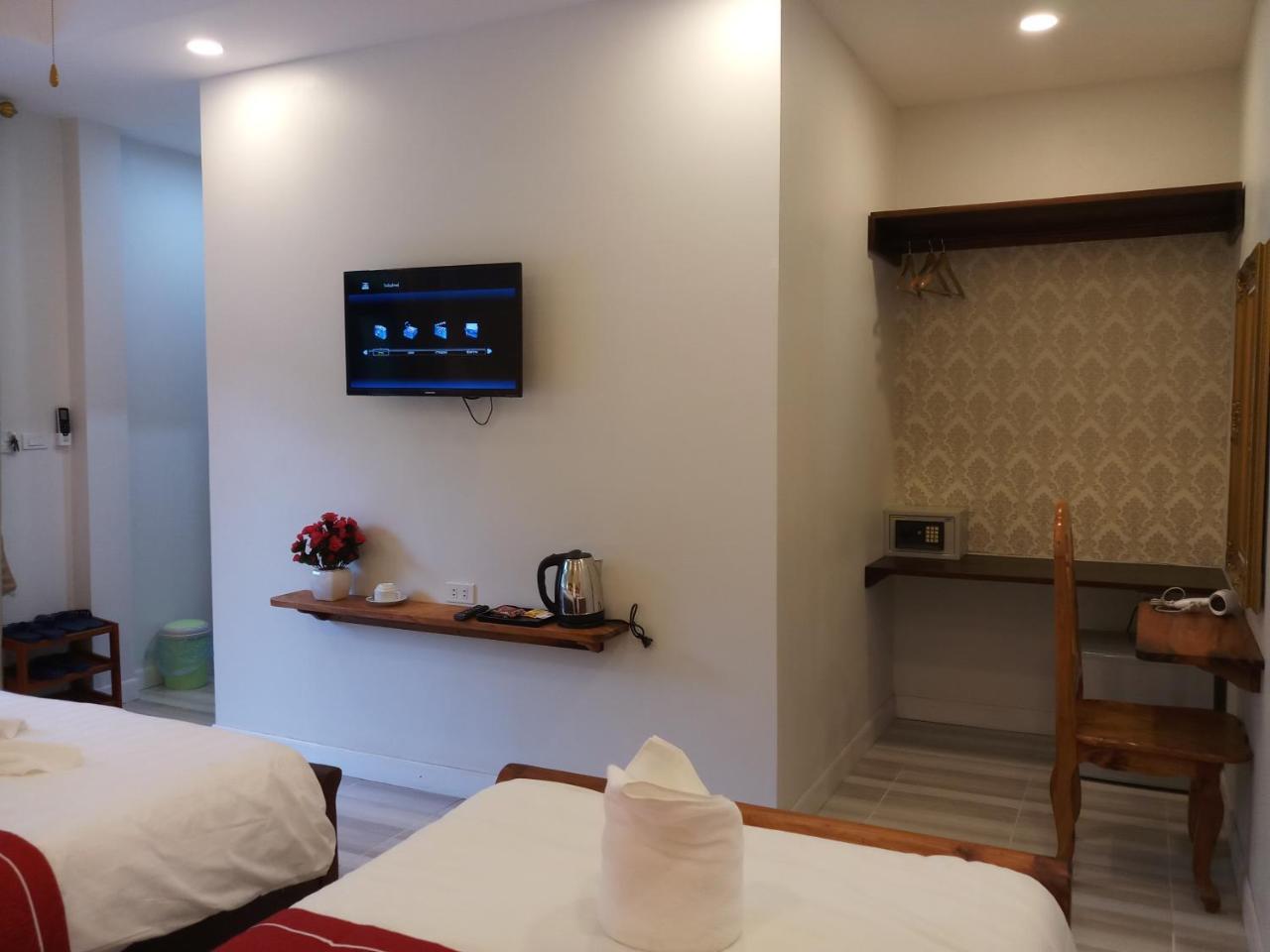 Villa Bouathong Hotels Luang Prabang Bagian luar foto